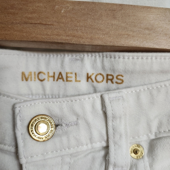 Amazing Michael Kors cropped jeans. Size 4 - Picture 2 of 6